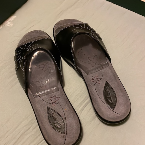 Sandals - Picture 4 of 8